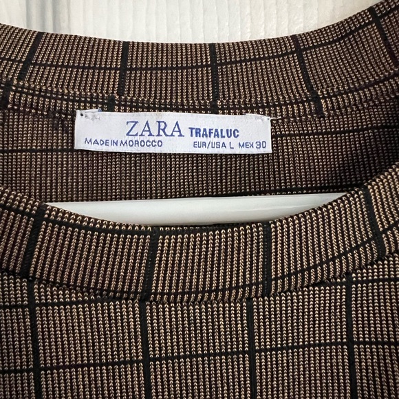 Zara Trafaluc Dress with 2 front pockets - Picture 4 of 6